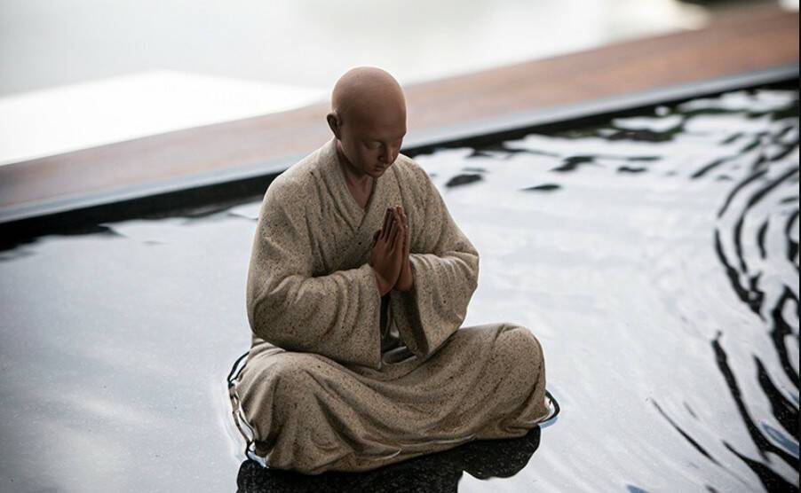Bình Tĩnh Đi Quý Phật Tử! – Phật Giáo Đời Sống