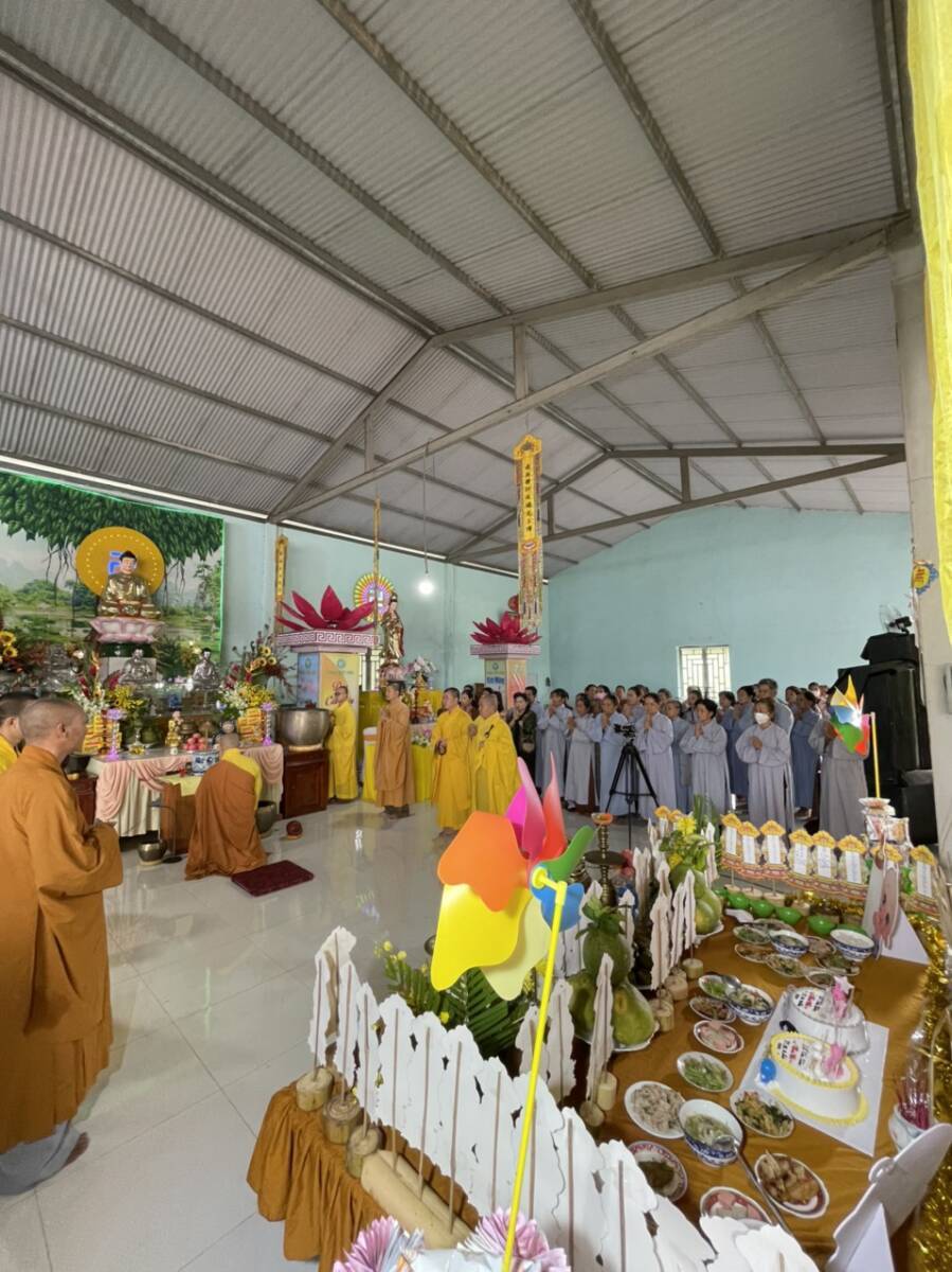 Đồng nai chùa đức hòa  huyện xuân lộc tổ chức lễ cầu siêu vong linh thai nhi  phật giáo đời sống