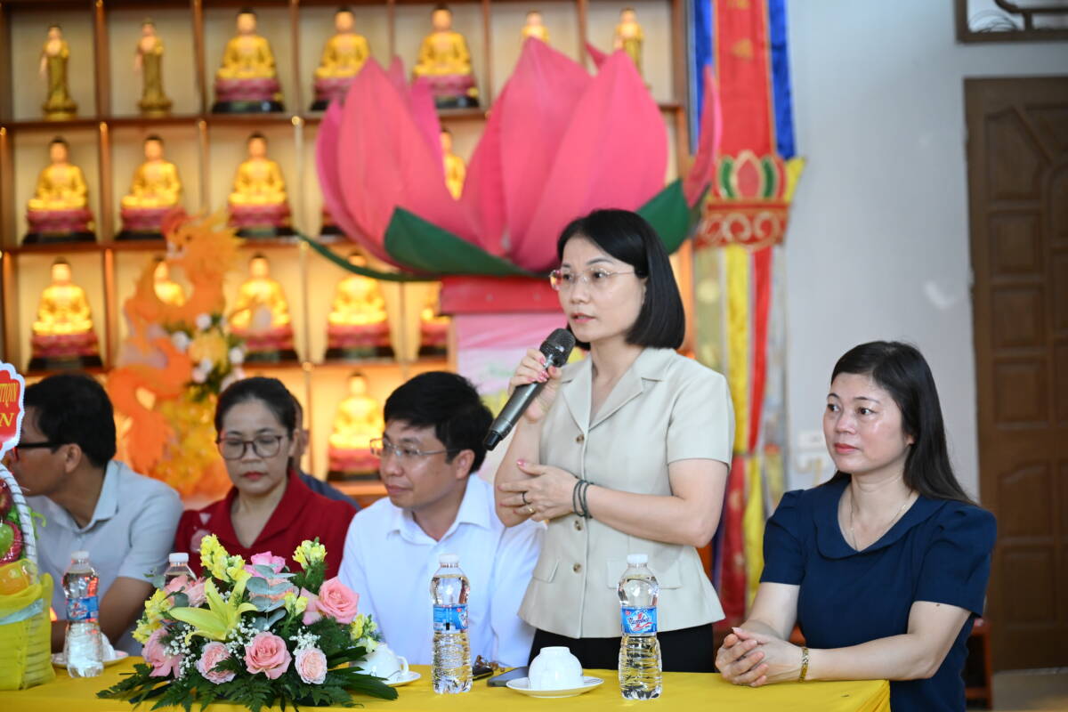 Chùa Gôi, xã Vụ Bản, trang nghiêm tổ chức lễ tắm Phật và khóa lễ quy y Tam bảo插图15