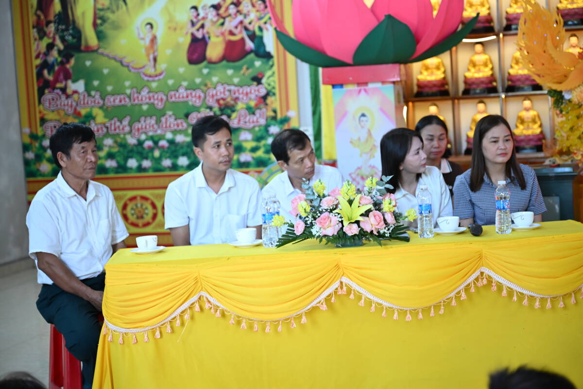 Chùa Gôi, xã Vụ Bản, trang nghiêm tổ chức lễ tắm Phật và khóa lễ quy y Tam bảo插图8