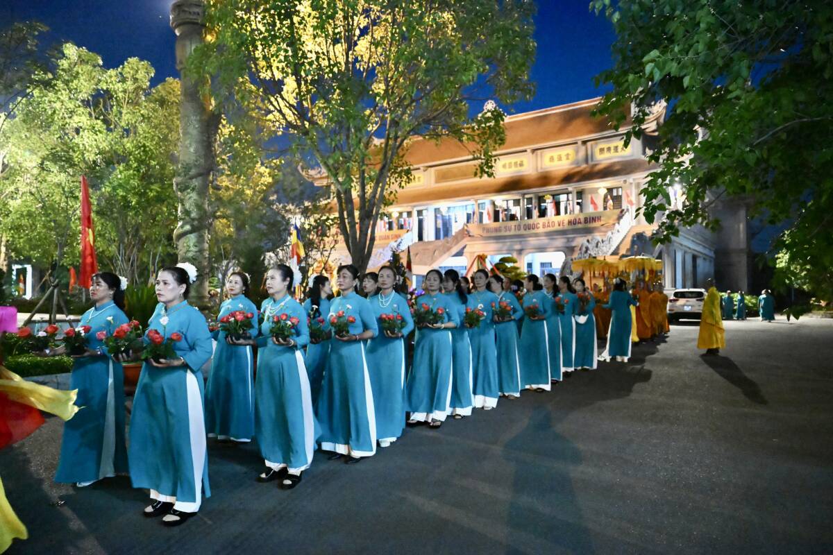 Ninh Bình: Trung tâm Phật giáo Trúc Lâm Thiên Trường trang nghiêm tổ chức lễ rước Phật kính mừng đại lễ Phật đản PL.2570 – DL.2026插图5