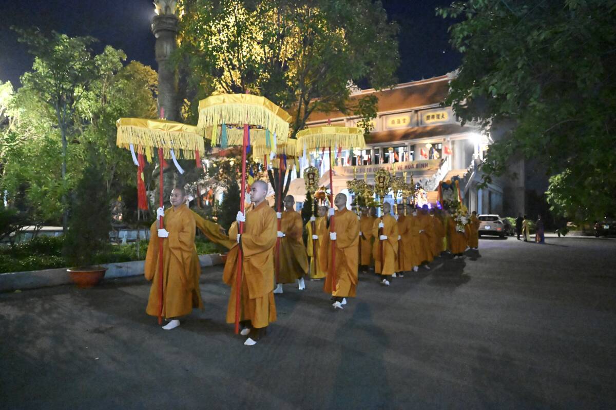 Ninh Bình: Trung tâm Phật giáo Trúc Lâm Thiên Trường trang nghiêm tổ chức lễ rước Phật kính mừng đại lễ Phật đản PL.2570 – DL.2026插图24