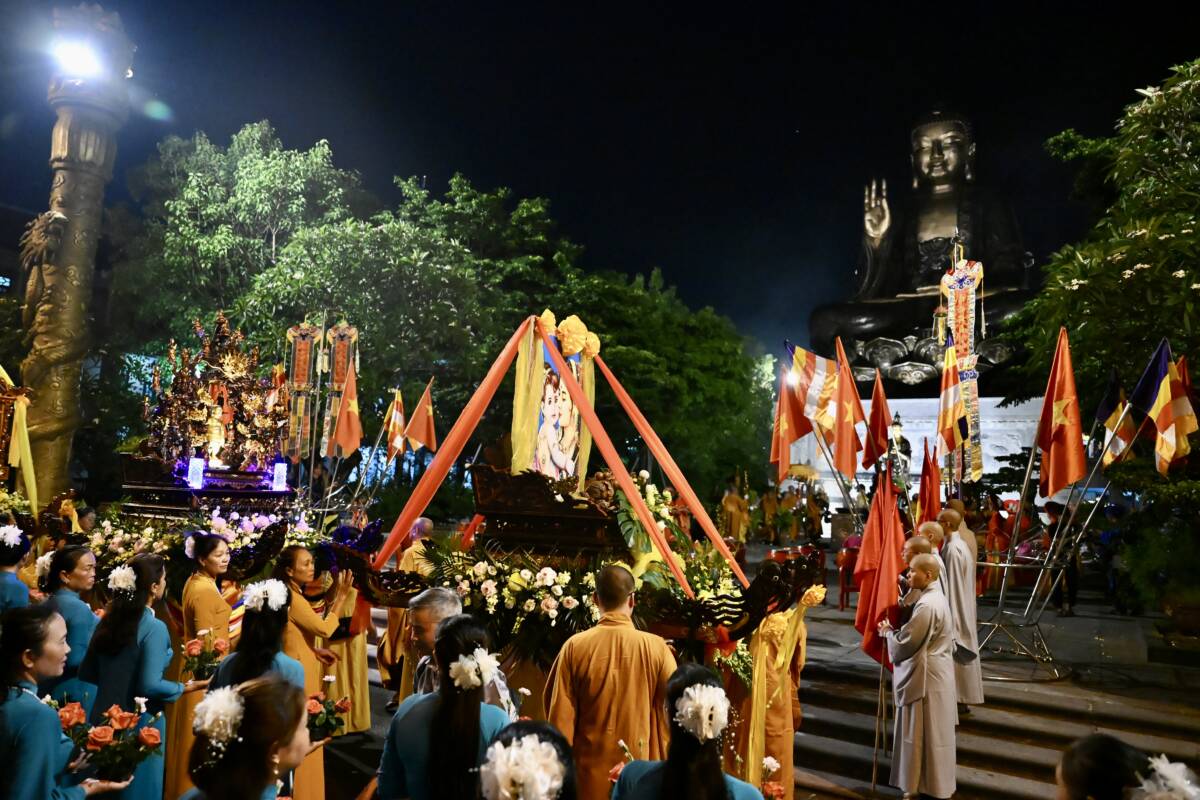 Ninh Bình: Trung tâm Phật giáo Trúc Lâm Thiên Trường trang nghiêm tổ chức lễ rước Phật kính mừng đại lễ Phật đản PL.2570 – DL.2026插图39