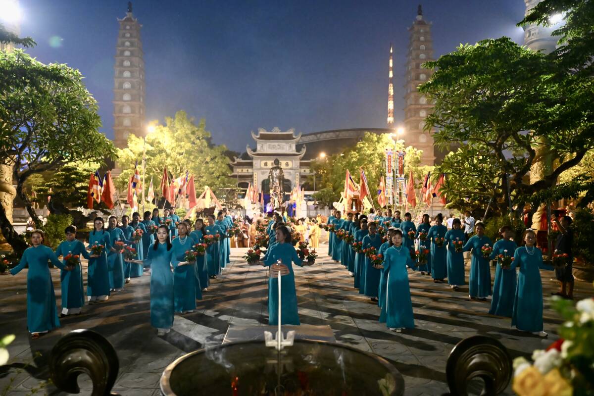 Ninh Bình: Trung tâm Phật giáo Trúc Lâm Thiên Trường trang nghiêm tổ chức lễ rước Phật kính mừng đại lễ Phật đản PL.2570 – DL.2026插图46
